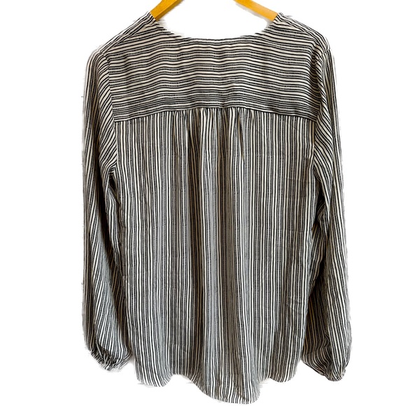 NWT | Max Studio | Ivory & Black Striped Faux Wrap Blouse | Size: L - Picture 2 of 4